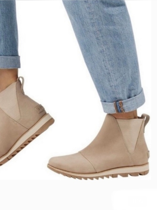 Sorel Shoes - Sorel Tan Suede Leather Harlow Chelsea Boot, 7